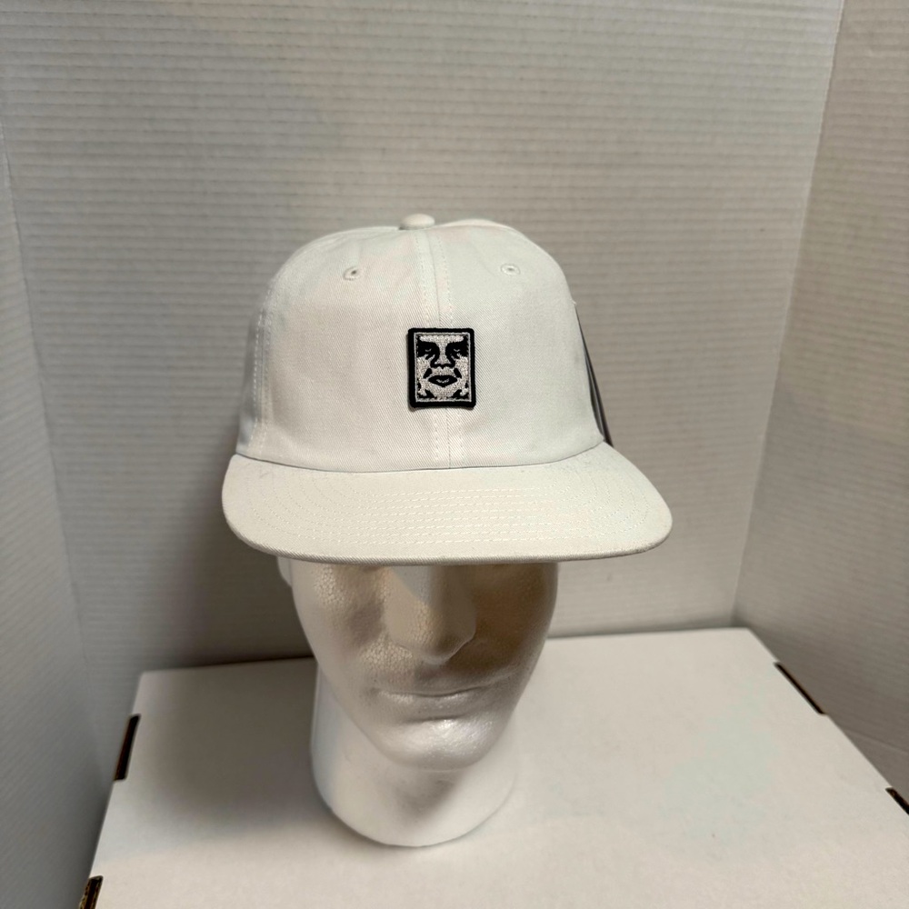 White Obey adjustable hat new - Picture 2 of 9